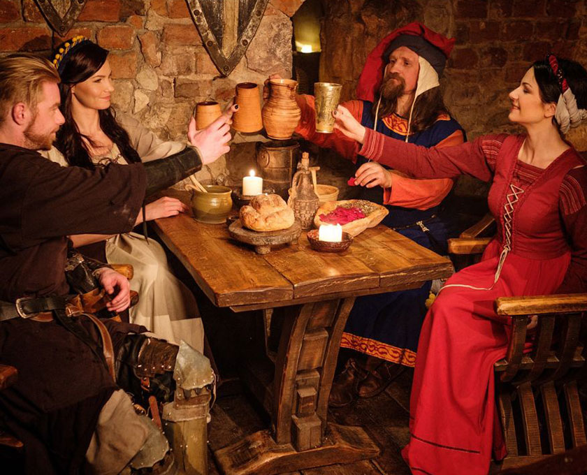 The Wigmore Lectures: Christmas in the Middle Ages thumbnail image